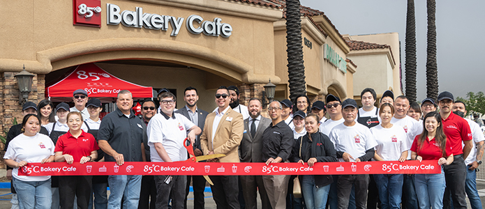 85°C Bakery Cafe ribbon cutting ceremony.
